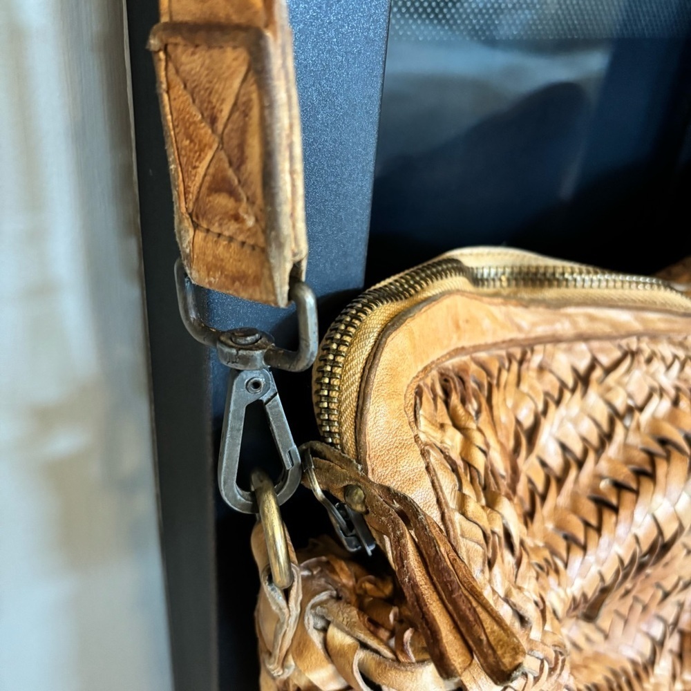 Josual Brown Woven Leather Bag​ - Picture 4 of 9